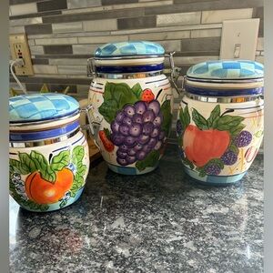 Capriware 3 piece canister set